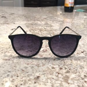 Women’s Sunglasses